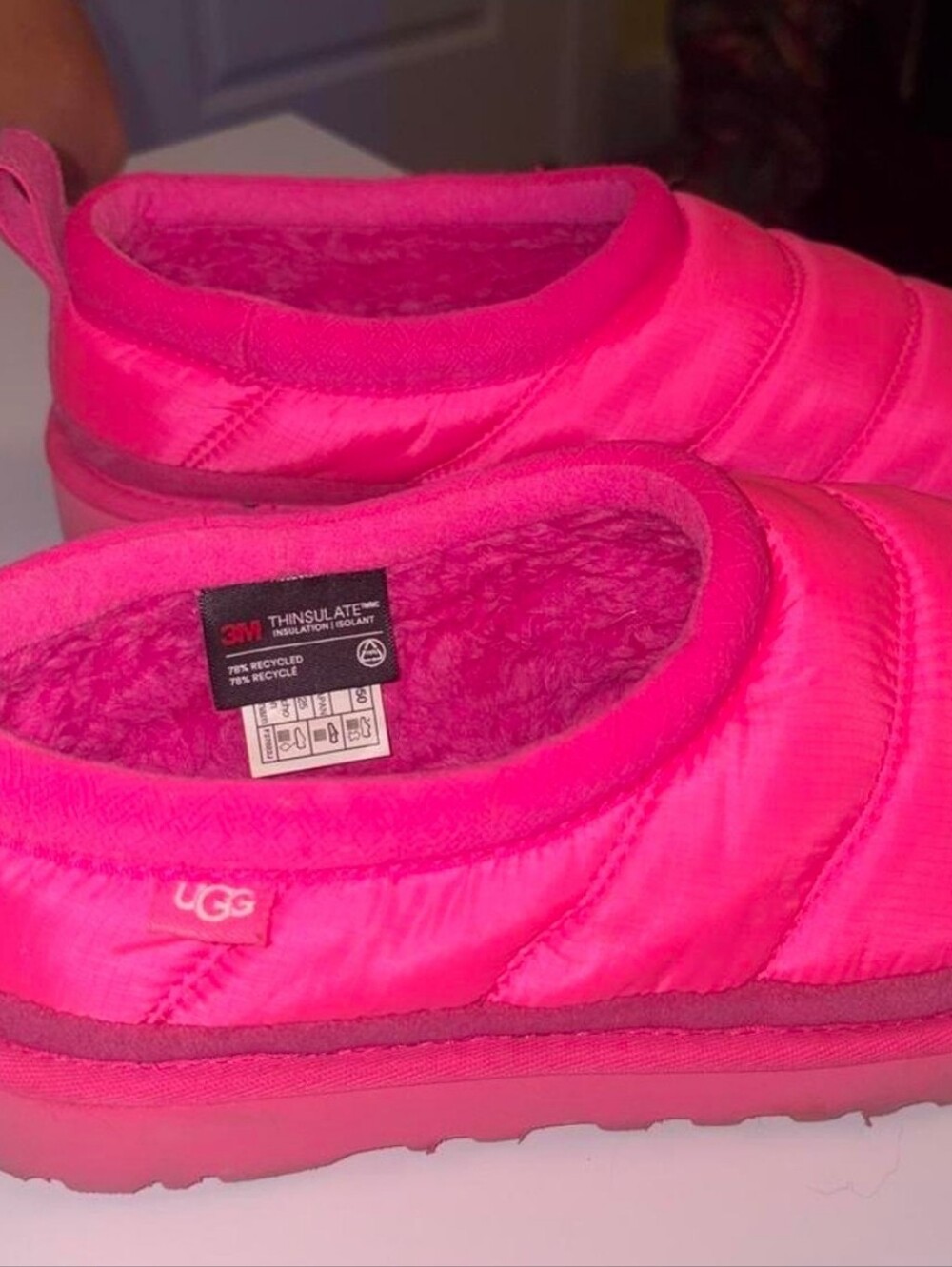 UGG TASMAN LTA PUFFER SLIPPERS SZ 8 - Picture 2 of 3